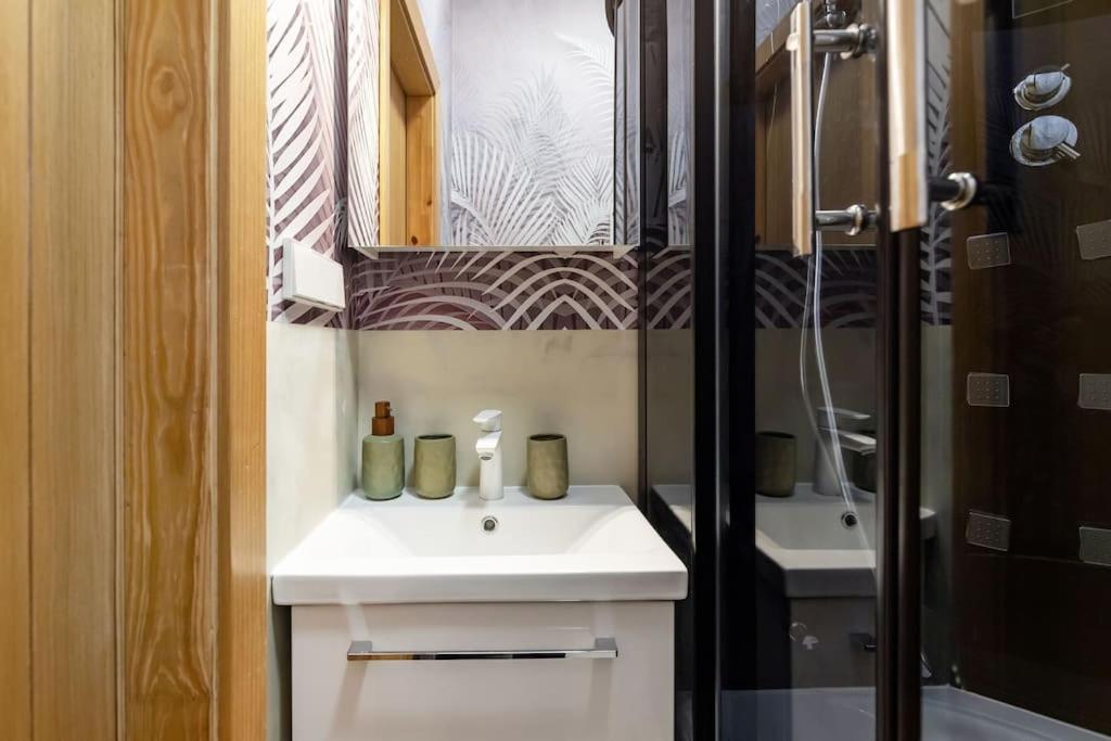Luxury Apartment In Gedimino Av. VNO Exteriör bild